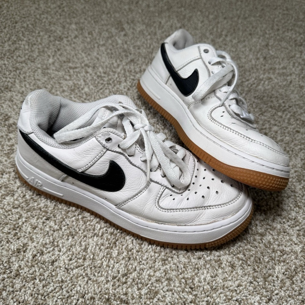 Nike Womens Size 7 Air Force 1 White Low Gum Shoe Flaws  See Photos No Box